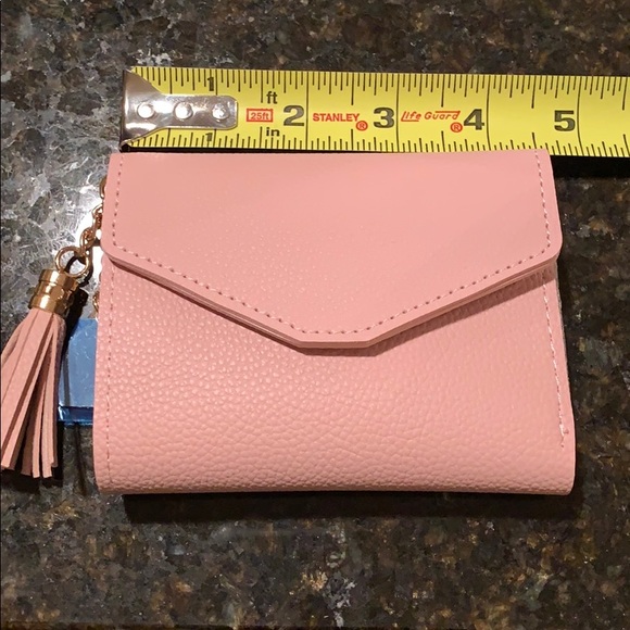 Real Pink Leather Wallet w pendant & tassel - Picture 4 of 6